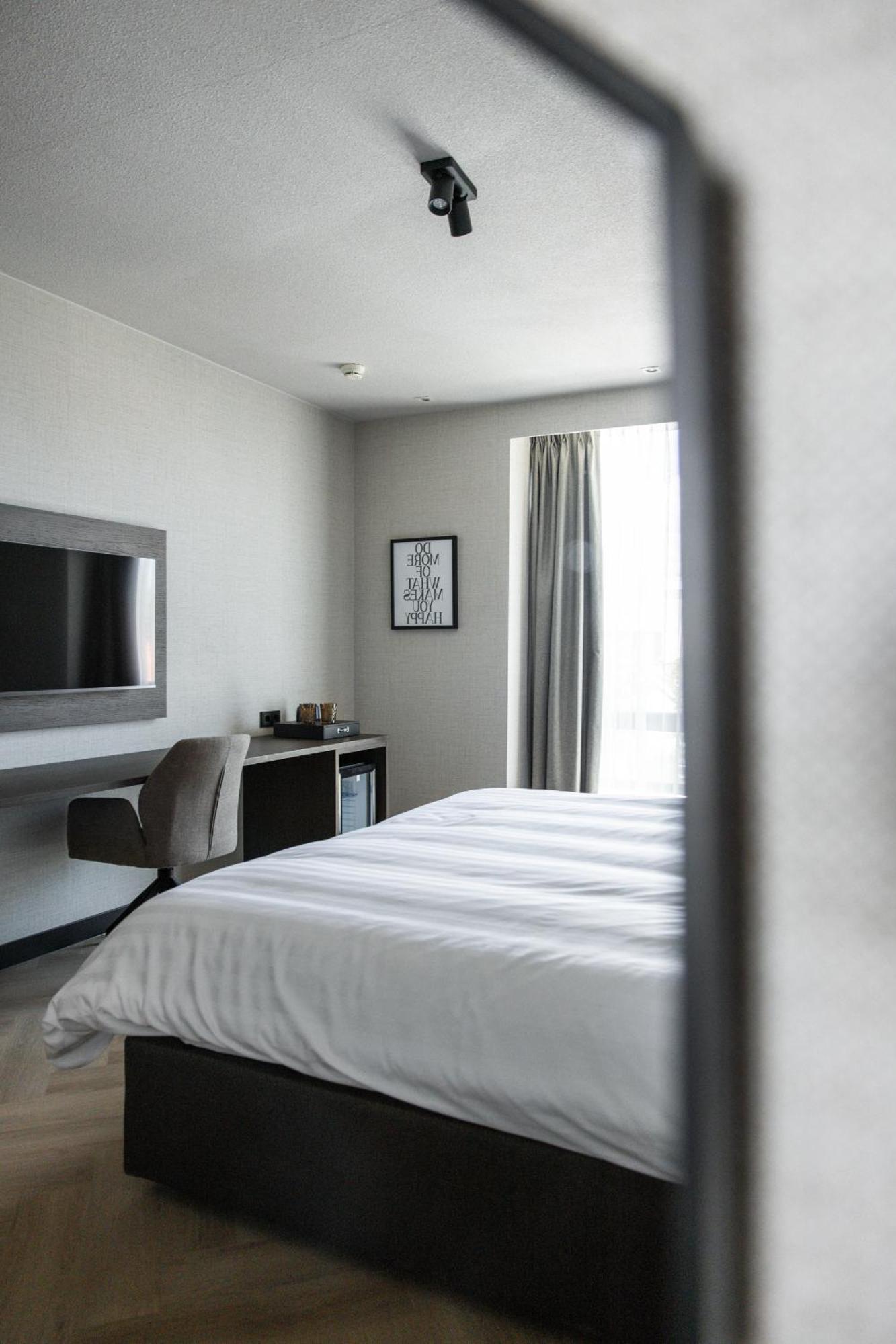 Hotel Twenty-Three Amsterdam Airport Hoofddorp Kültér fotó